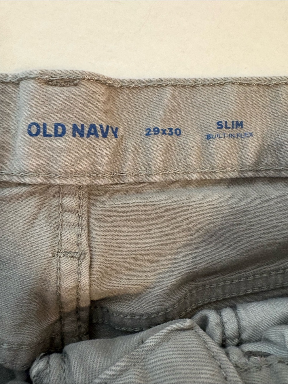 Old Navy Men's Slim Jeans in Light Grey - Picture 3 of 5